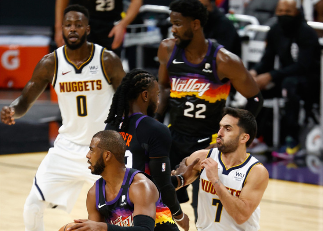 篮球NBA裁判承认关键球判罚存在问题（NBA裁判坦言关键时刻判罚存在问题）